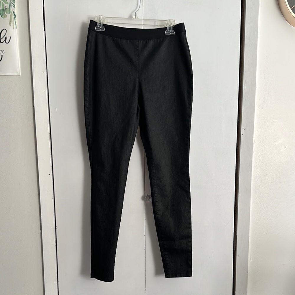 Eileen Fisher black jegging. Size Small
